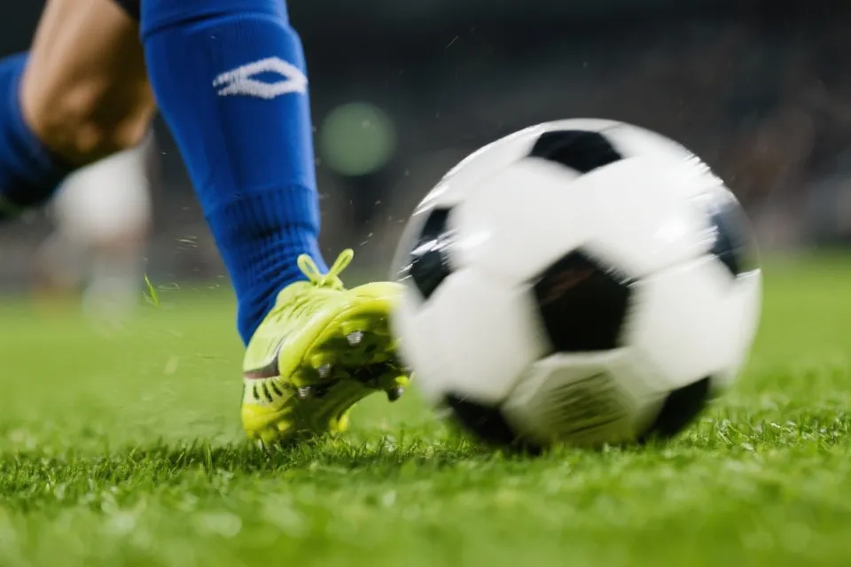 足球赛事精彩瞬间